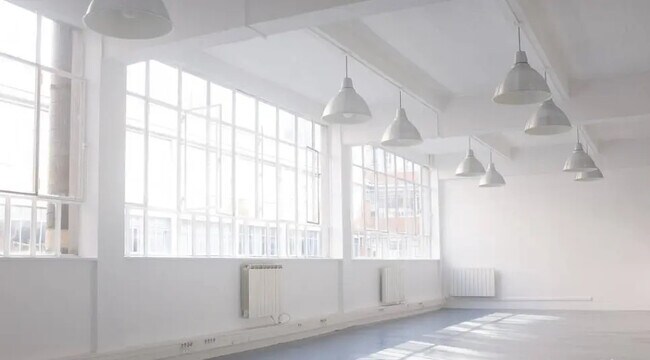 Plus de détails pour Bureau à vendre