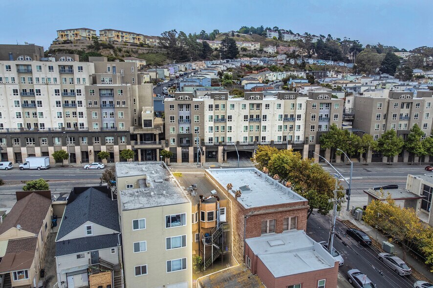 6582-6584 Mission St, Daly City, CA à vendre - Photo de l’immeuble – Image 3 sur 50