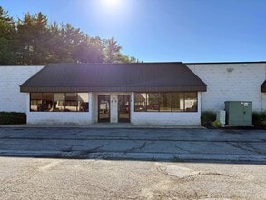 9221 Ravenna Rd, Twinsburg, OH à louer Photo intérieure– Image 1 sur 3