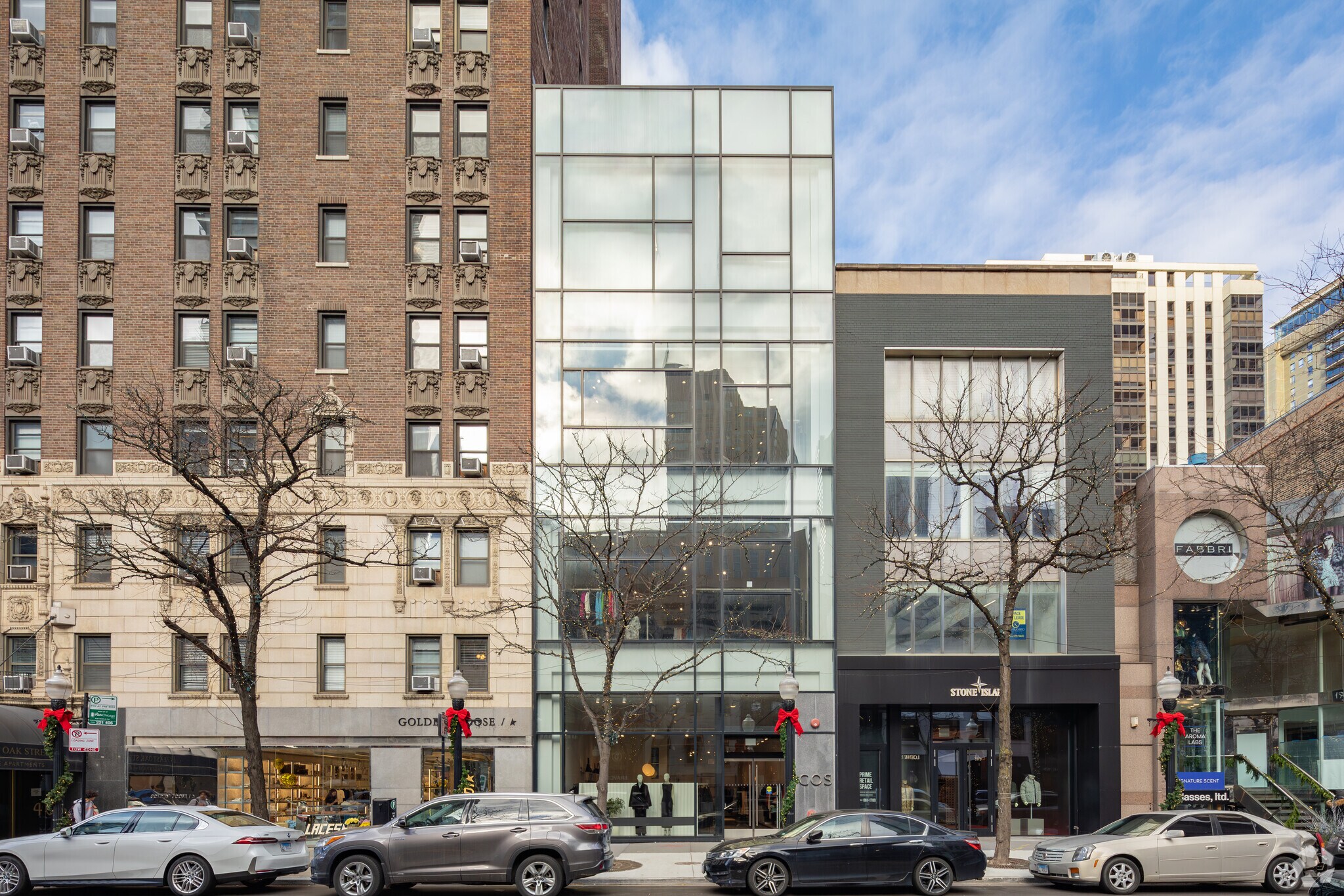 46 E Oak St, Chicago, IL à louer Photo principale– Image 1 sur 5