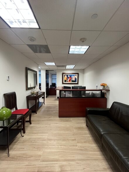 2665 S Bayshore Dr, Coconut Grove, FL à louer - Photo intérieure – Image 3 sur 8
