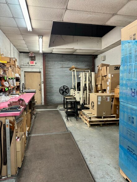 7840 NW 58th St, Miami, FL à vendre - Photo de l’immeuble – Image 3 sur 7