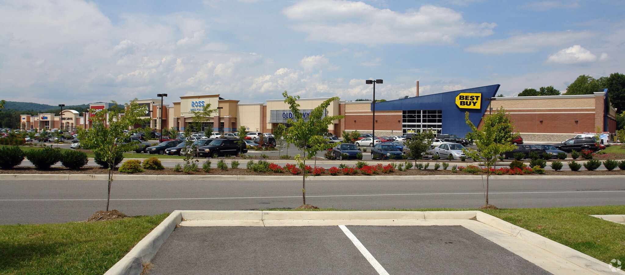 105-175 Shoppers Way, Christiansburg, VA à louer Photo de l’immeuble– Image 1 sur 7