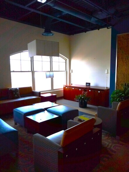 65 Monmouth St, Red Bank, NJ à louer - Photo intérieure – Image 2 sur 11