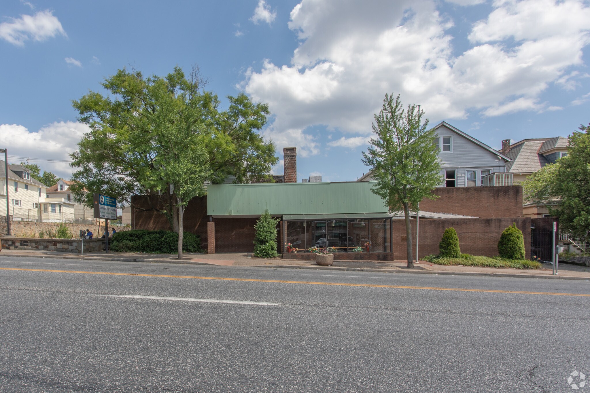 6809 Belair Rd, Baltimore, MD à louer Photo principale– Image 1 sur 24