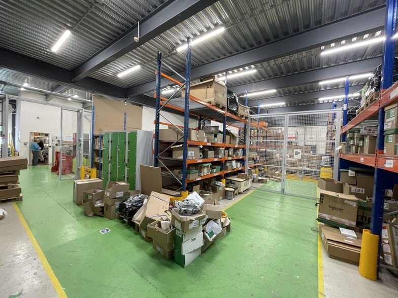 Industriel/Logistique dans Nanterre à louer - Photo intérieure – Image 3 sur 28