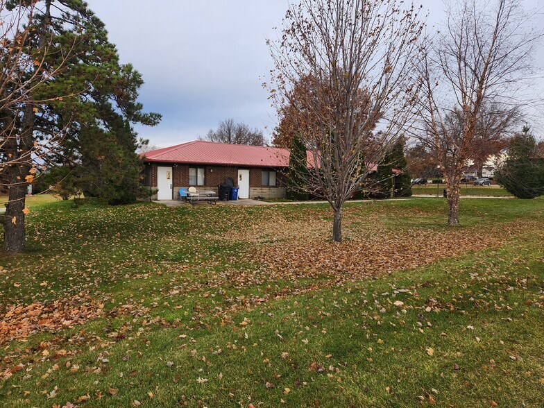 1309 S Broadway St, Toledo, IA à vendre - Photo de l’immeuble – Image 1 sur 14