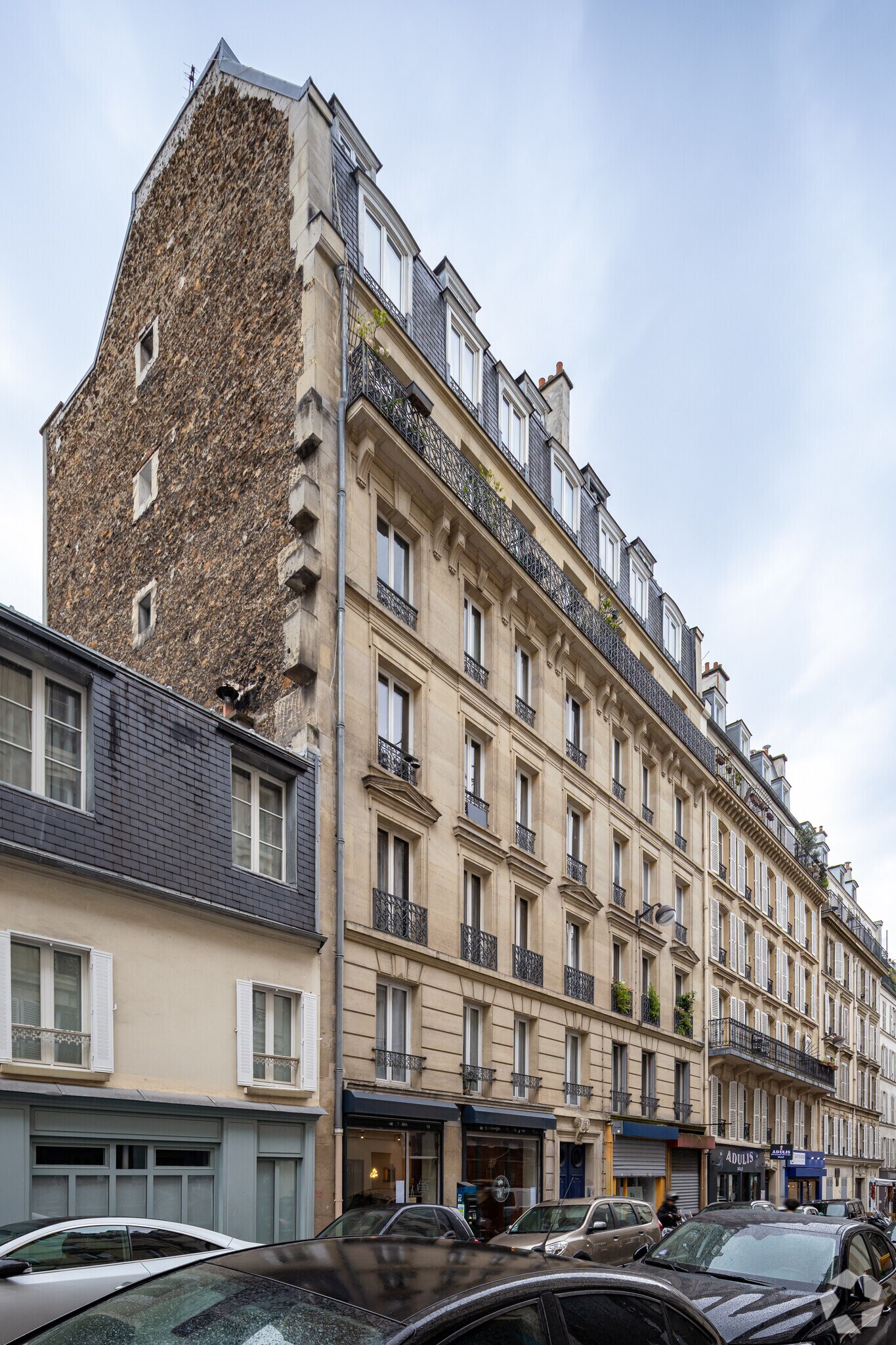 27 Rue Véron, Paris à vendre Photo principale– Image 1 sur 1