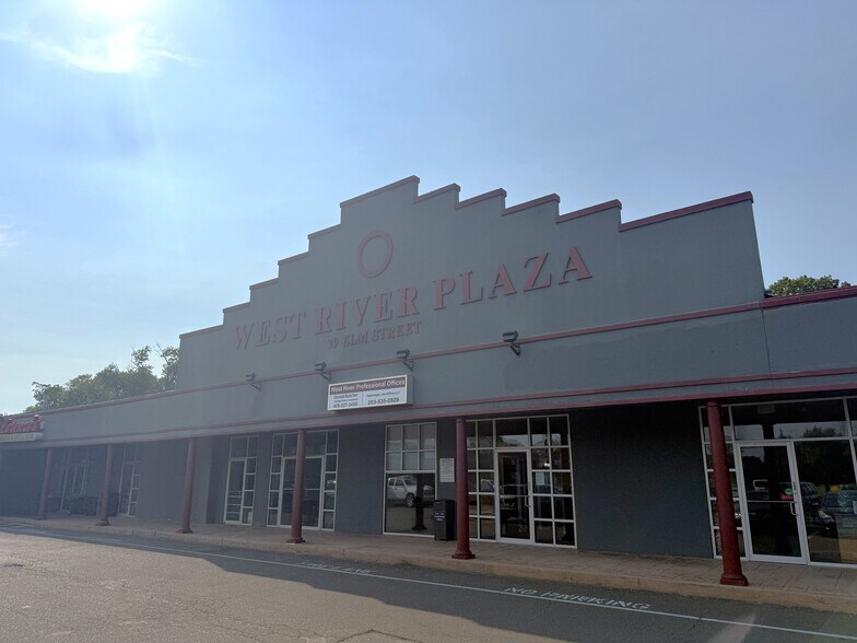 39 Elm St, West Haven, CT à louer - Photo intérieure – Image 1 sur 6