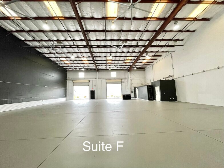 3 offices, 3 warehouses: 1,200–4,876 SF, Lompoc, CA à louer - Photo de l’immeuble – Image 3 sur 16