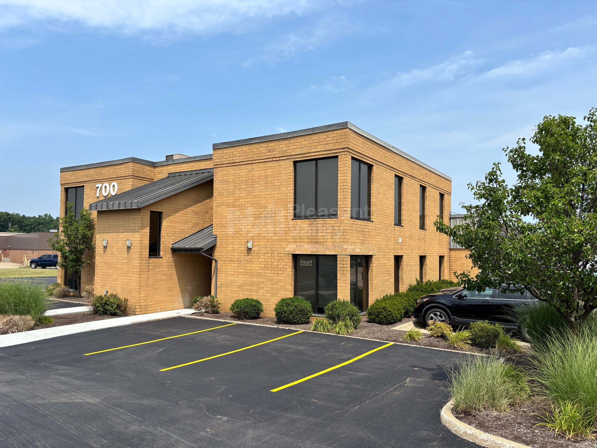 700-790 Ken Mar Industrial Pky, Broadview Heights, OH à louer Photo de l’immeuble– Image 1 sur 4
