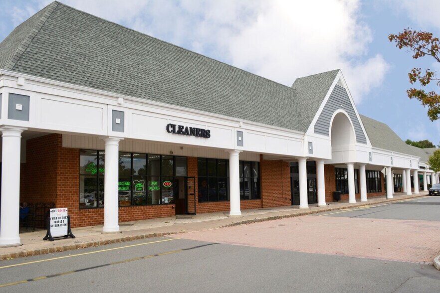 295-335 Princeton Hightstown Rd, West Windsor, NJ à louer - Photo de l’immeuble – Image 3 sur 5
