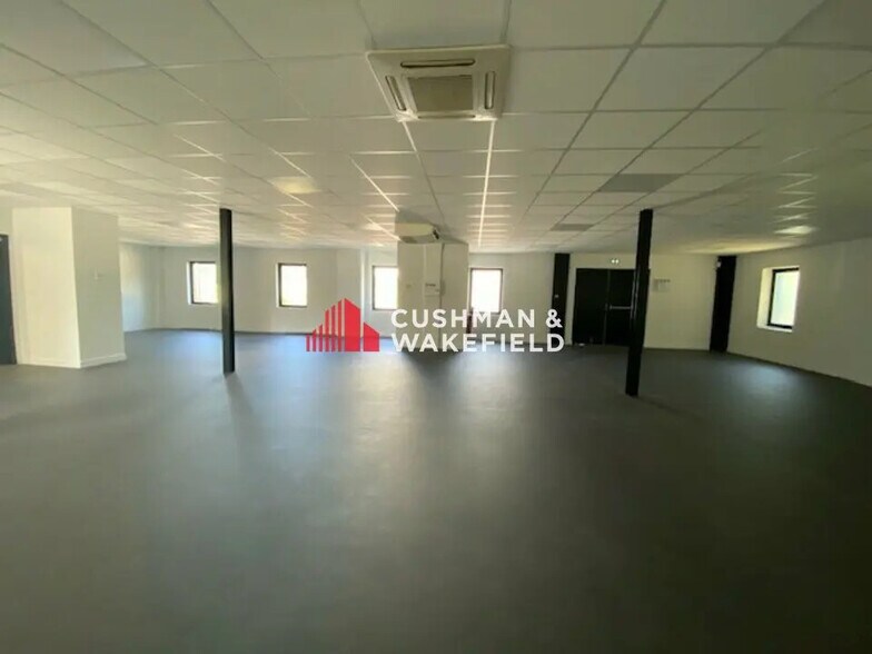 Bureau dans Labège à louer - Photo de l’immeuble – Image 3 sur 11