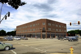 Plus de détails pour 701 Main St, Peoria, IL - Bureau/Local commercial à louer