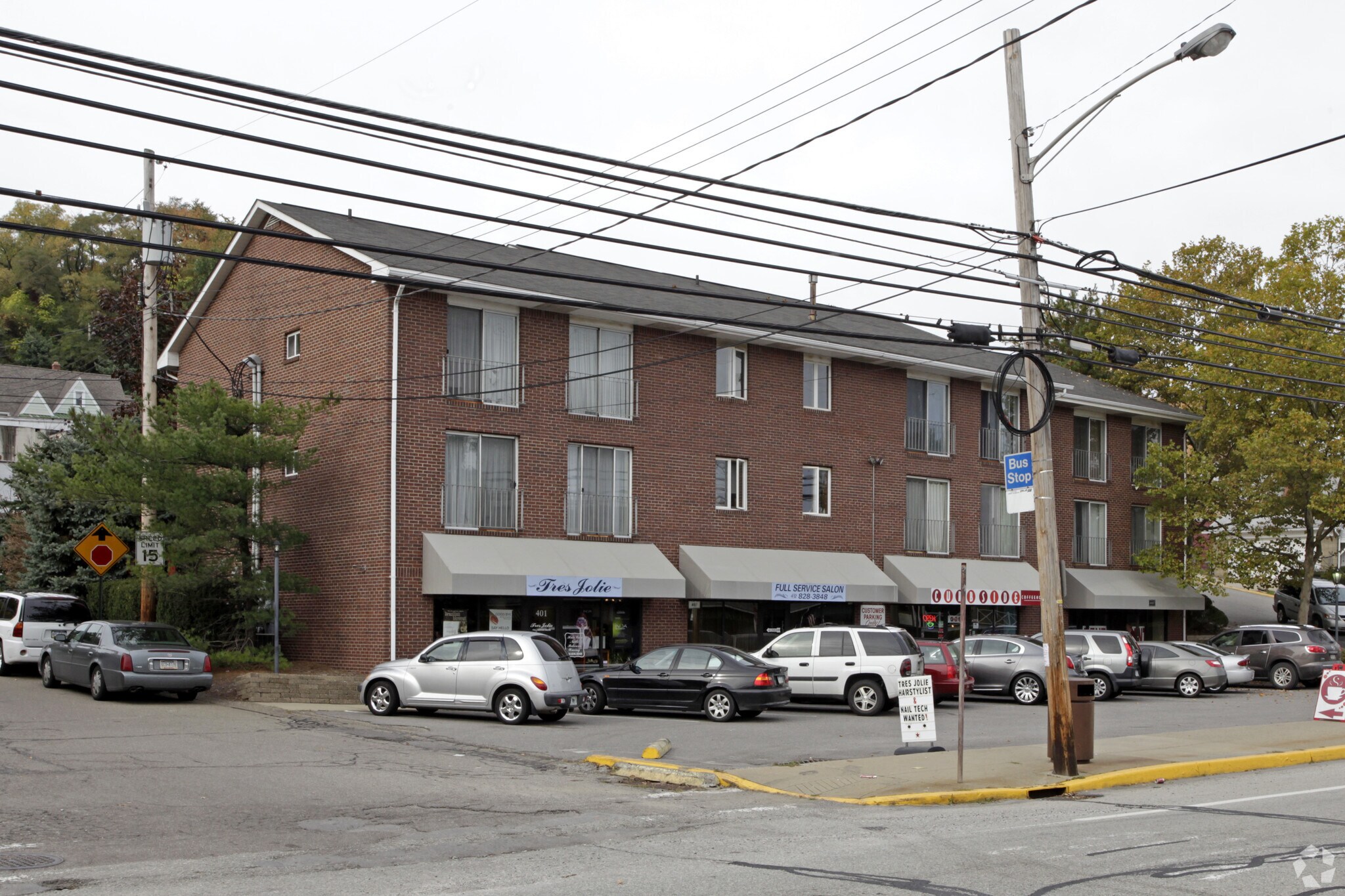 401-407 Freeport Rd, Blawnox, PA à louer Photo principale– Image 1 sur 9