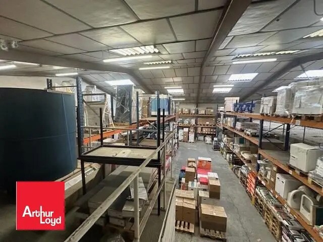 Local commercial dans Lucé à louer - Photo de l’immeuble – Image 3 sur 5