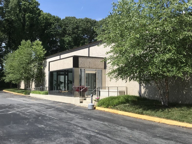 11700 Montgomery Rd, Beltsville, MD à louer - Photo de l’immeuble – Image 2 sur 6