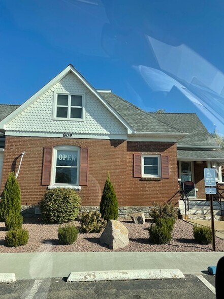 809 E Karsch Blvd, Farmington, MO à vendre - Photo de l’immeuble – Image 2 sur 5