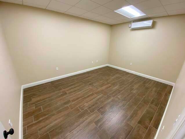 709 Workman St, Bakersfield, CA à louer - Photo intérieure – Image 3 sur 19