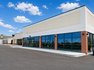 Plus de détails pour 2574 W Shore Rd, Warwick, RI - Local commercial à louer