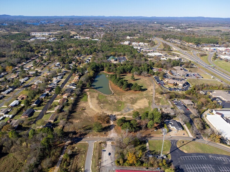 152 Files Rd, Hot Springs, AR à vendre - Photo principale – Image 3 sur 11