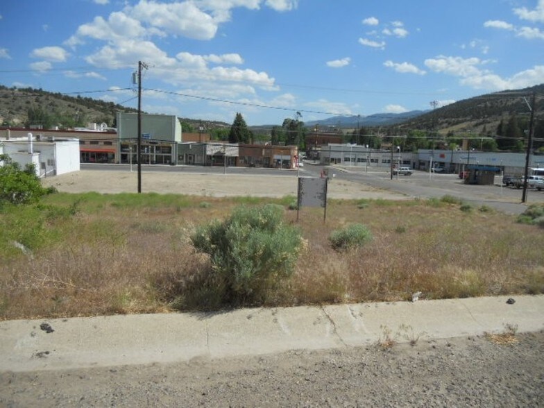 Third & High St, Ely, NV à vendre - Photo de l’immeuble – Image 2 sur 5