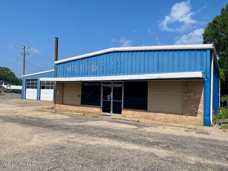 143 Winter St, Lucedale, MS à vendre - Photo de l’immeuble – Image 2 sur 27