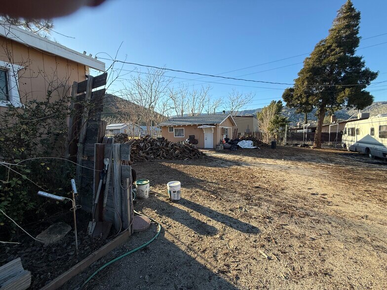 3925 Lake Isabella Blvd, Bodfish, CA à vendre - Photo de l’immeuble – Image 3 sur 38