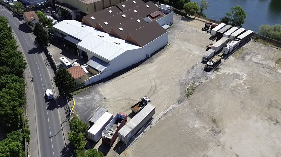 57 Rue Salvador Allendé, Bezons à louer - Photo de l’immeuble – Image 2 sur 13