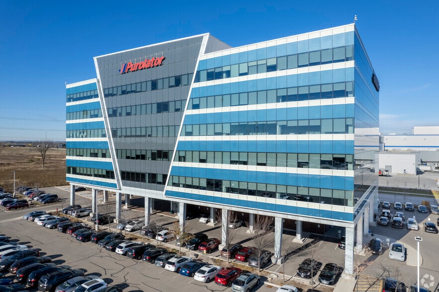 2727 Meadowpine Blvd, Mississauga, ON à louer - Photo de l’immeuble – Image 3 sur 7