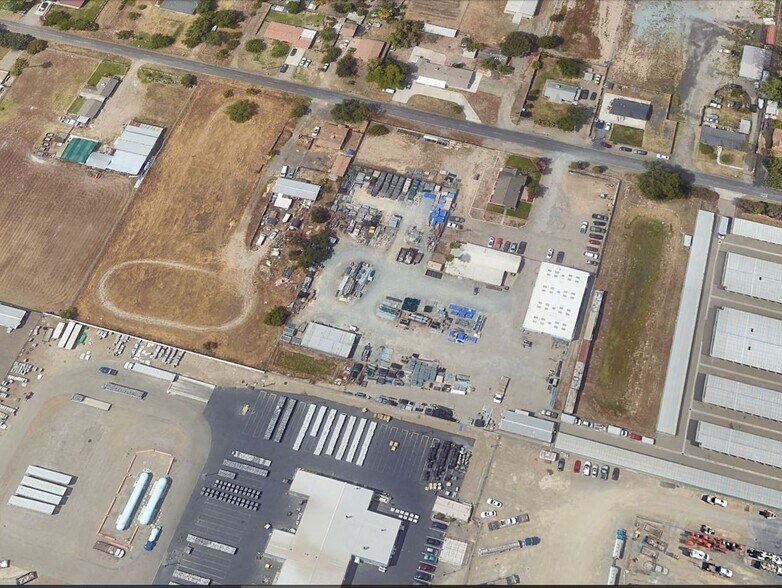 168 Klo Rd, Lathrop, CA à louer - Photo de l’immeuble – Image 3 sur 3