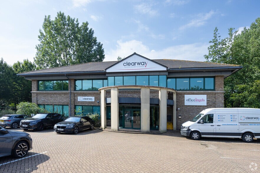 Anchor Blvd, Dartford à louer - Photo de l’immeuble – Image 2 sur 12