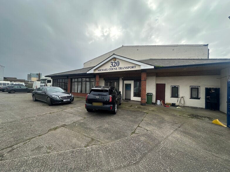 320 Derby Rd, Bootle à louer - Photo principale – Image 2 sur 3