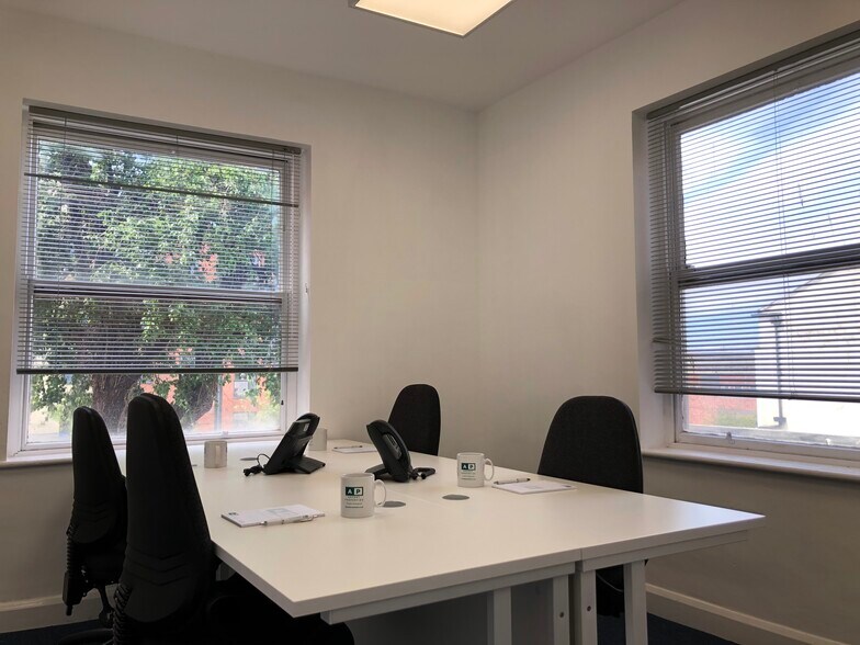 45-55 Longsmith St, Gloucester à louer - Photo intérieure – Image 3 sur 7