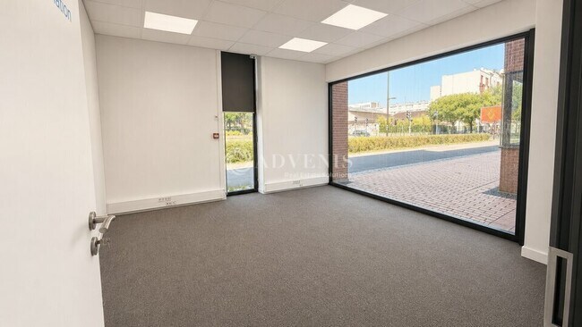 Plus de détails pour 23 Rue Raspail, Ivry-sur-Seine - Bureau à vendre