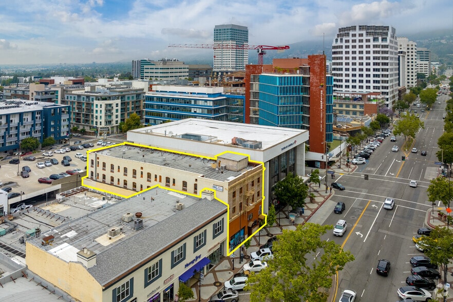 337-339 1/2 N Brand Blvd, Glendale, CA à louer - Photo de l’immeuble – Image 3 sur 11