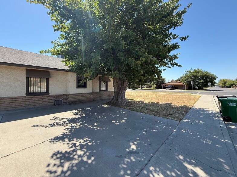 1220 Jepsen Ave, Corcoran, CA à vendre - Photo de l’immeuble – Image 3 sur 4
