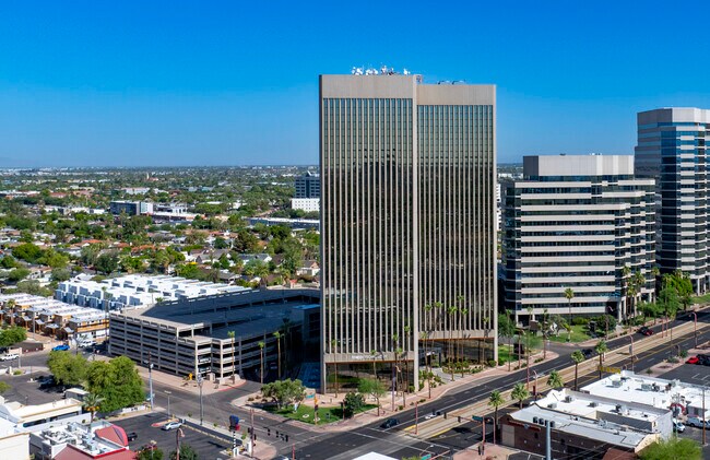Plus de détails pour 2600 N Central Ave, Phoenix, AZ - Bureau à louer