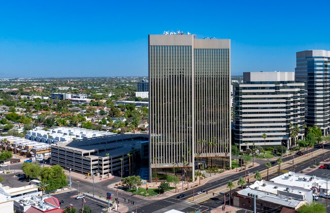 Plus de détails pour 2600 N Central Ave, Phoenix, AZ - Bureau à louer