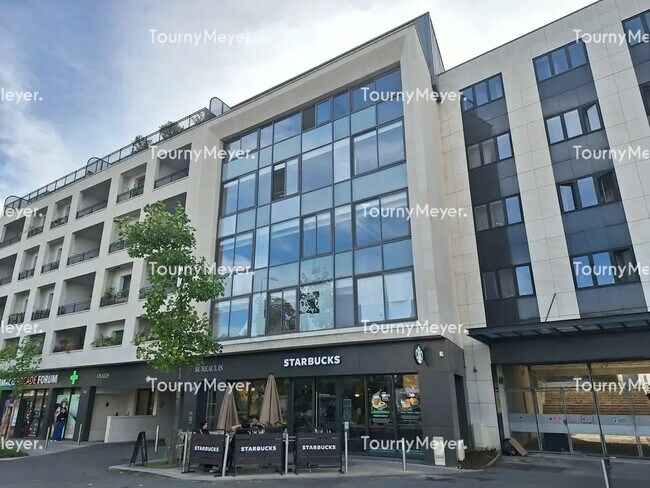 Plus de détails pour Local commercial à vendre