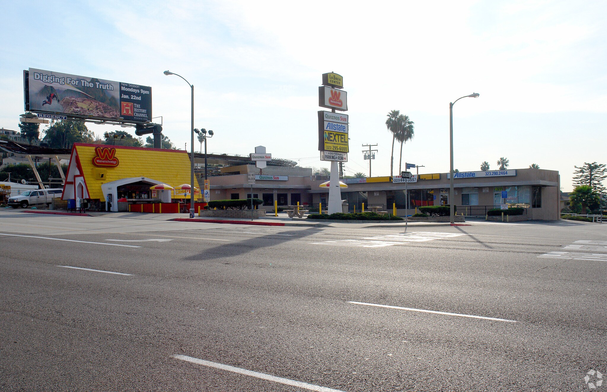 4714-4722 W Slauson Ave, Los Angeles, CA à louer Photo de l’immeuble– Image 1 sur 5