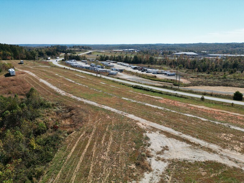 99999-A Pea Ridge Rd., Mill Spring, NC à vendre - Photo de l’immeuble – Image 2 sur 2