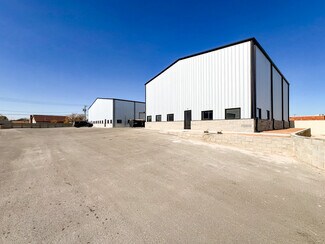 Plus de détails pour 1208 S Midland Dr, Midland, TX - Industriel/Logistique à louer