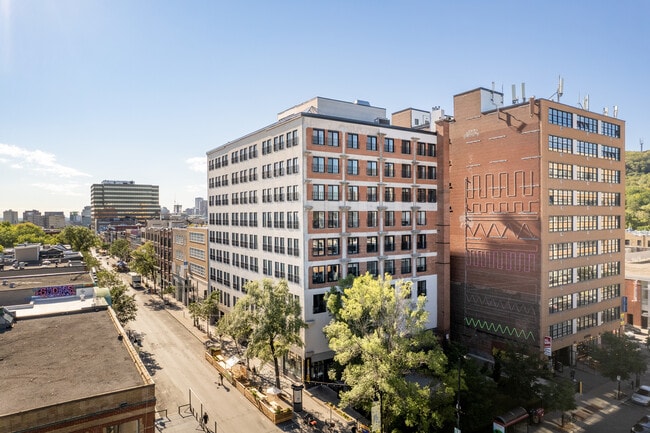 Plus de détails pour 4446 Boul Saint-Laurent, Montréal, QC - Bureau à louer