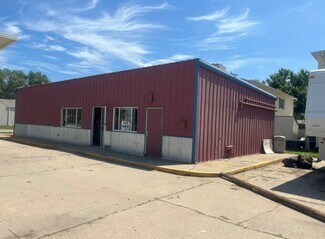 Plus de détails pour 1325 E Cherry St, Vermillion, SD - Local commercial à vendre
