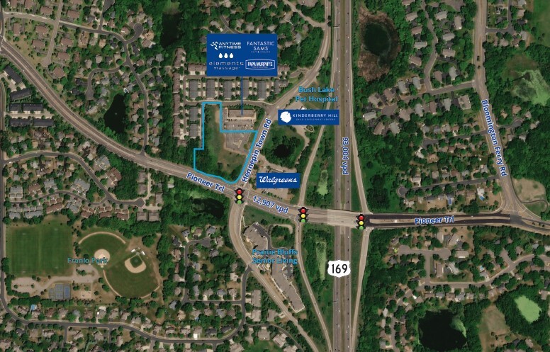 Pioneer Trl & Hennepin Town Rd, Eden Prairie, MN à vendre Aérien– Image 1 sur 2