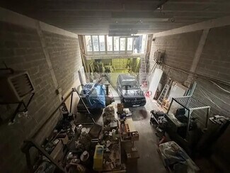 Plus de détails pour Bureau, Industriel/Logistique à louer