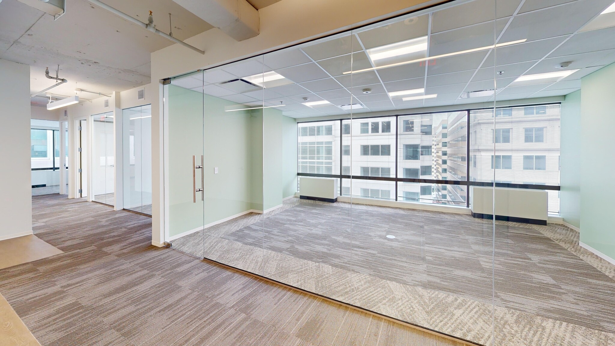 1444 I St NW, Washington, DC à louer Photo de l’immeuble– Image 1 sur 9