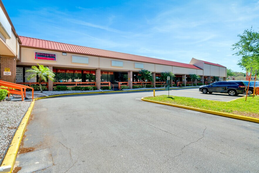6801-6925 W Colonial Dr, Orlando, FL à louer - Photo de l’immeuble – Image 3 sur 30