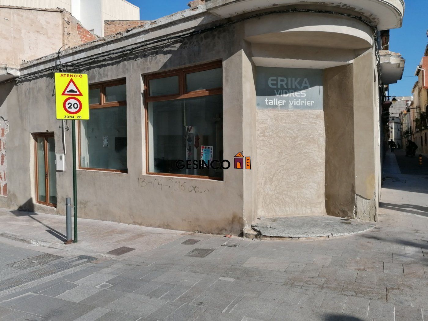 Local commercial dans Ontinyent, Valencia à vendre Photo de l’immeuble– Image 1 sur 10